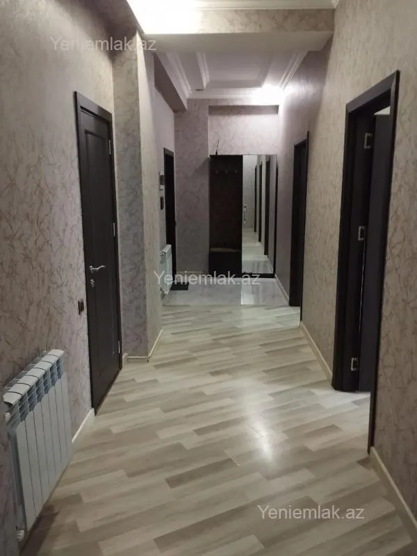 Satılır 3 otaqlı yeni tikili 118 m²