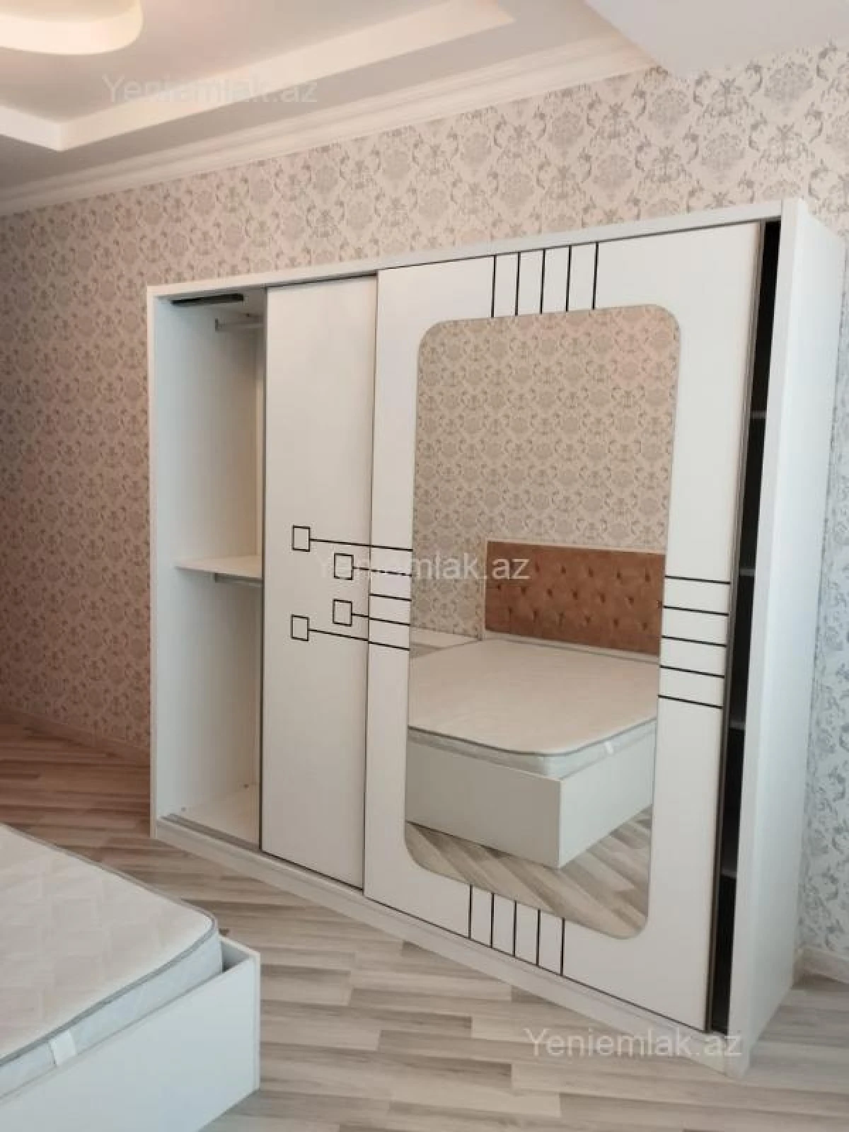 Satılır 3 otaqlı yeni tikili 118 m²