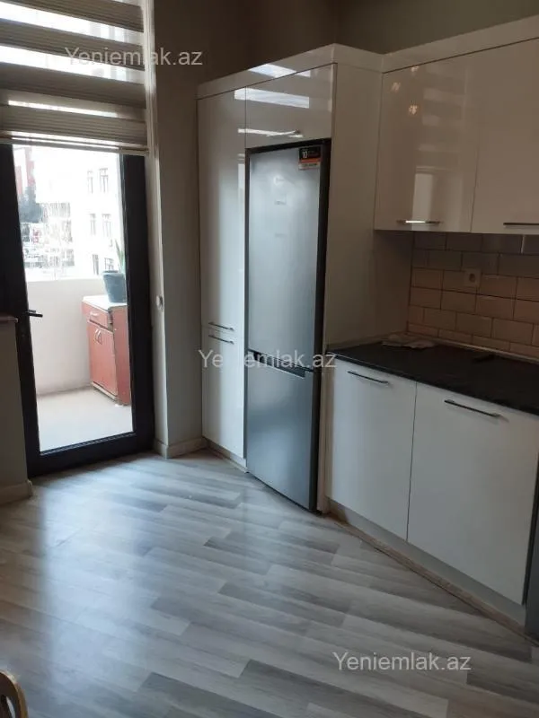 Satılır 3 otaqlı yeni tikili 118 m²