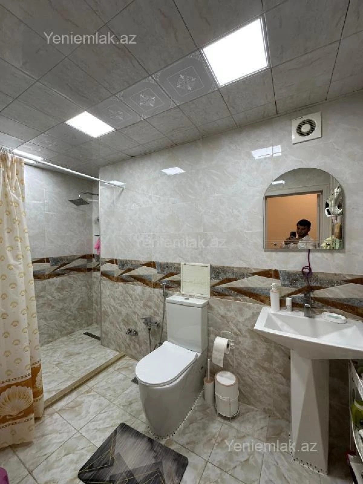 Satılır 3 otaqlı yeni tikili 110 m²