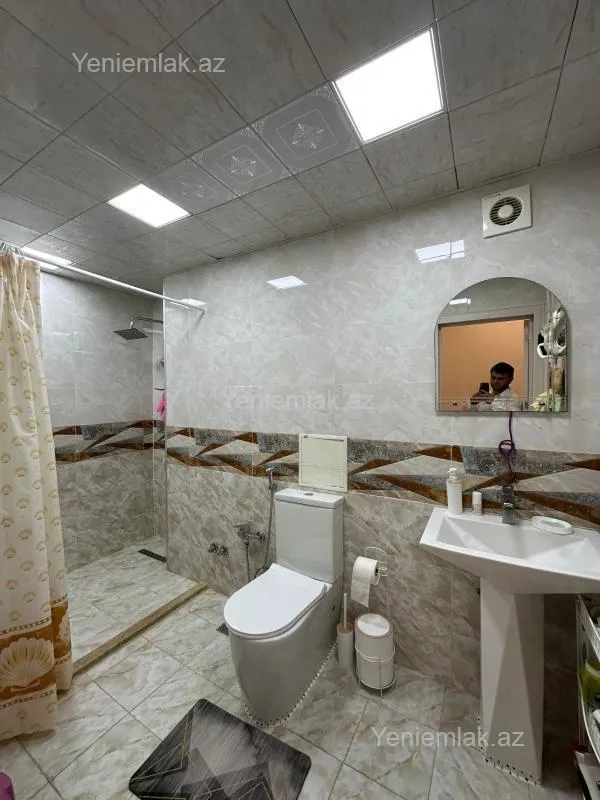 Satılır 3 otaqlı yeni tikili 110 m²