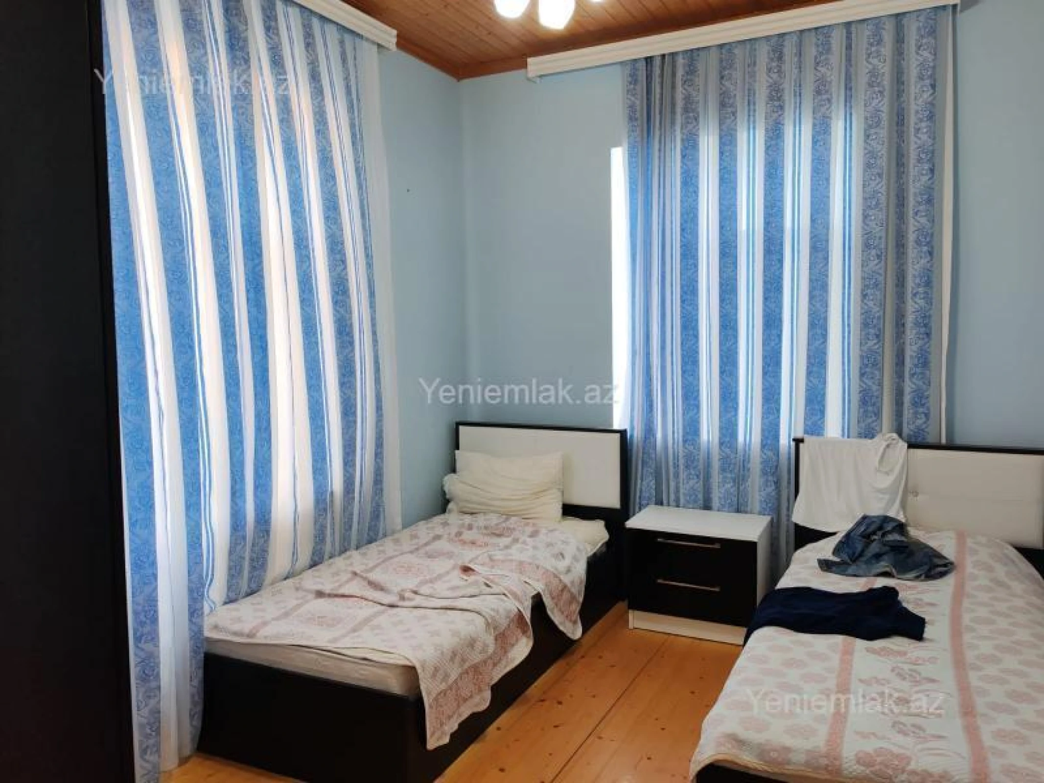 Satılır 4 otaqlı həyət evi 200 m²