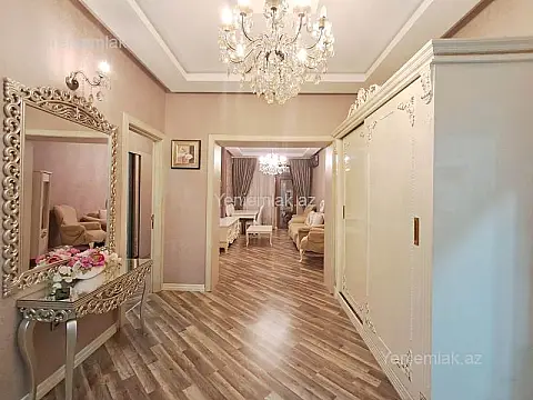 Satılır 4 otaqlı yeni tikili 136 m²