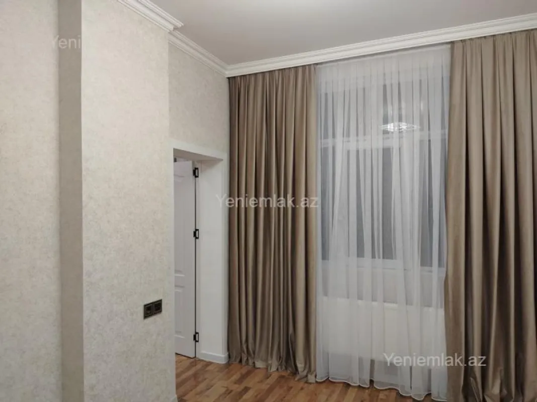 Satılır 3 otaqlı yeni tikili 68 m²