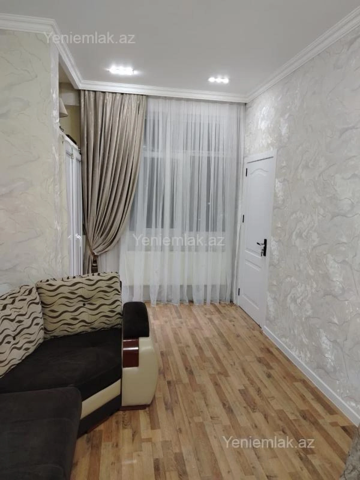 Satılır 3 otaqlı yeni tikili 68 m²