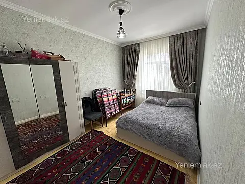 Satılır 7 otaqlı həyət evi 171 m²