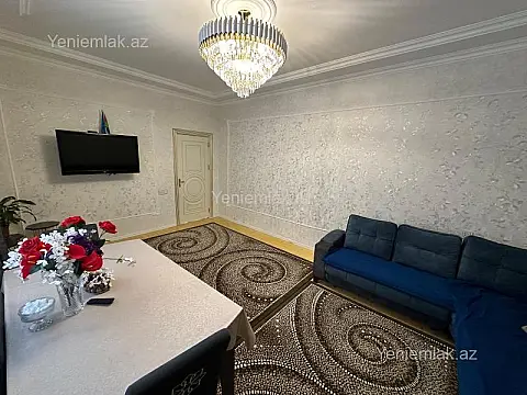 Satılır 7 otaqlı həyət evi 171 m²