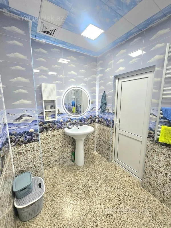 Satılır 3 otaqlı yeni tikili 125 m²