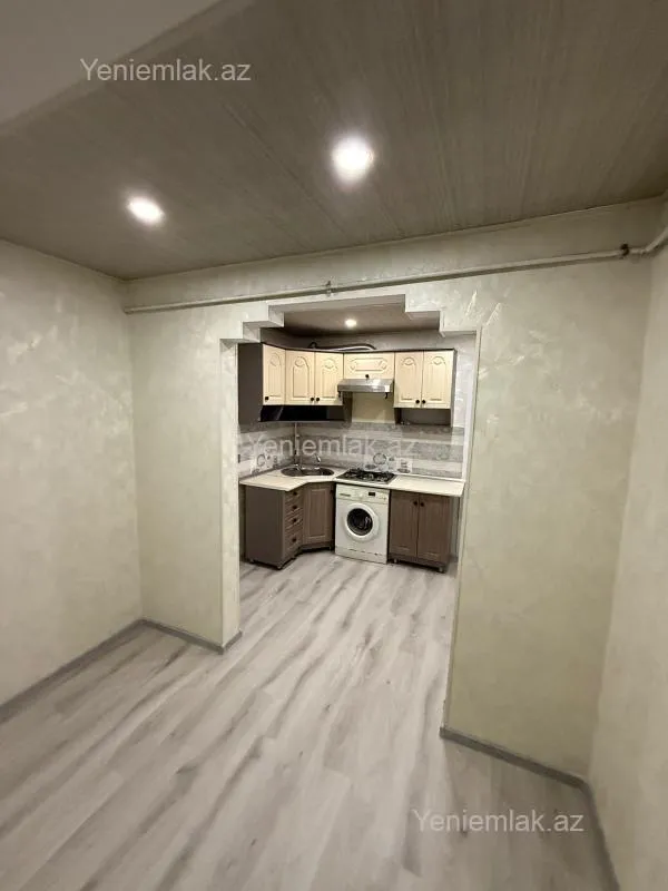 Satılır 2 otaqlı köhnə tikili 60 m²