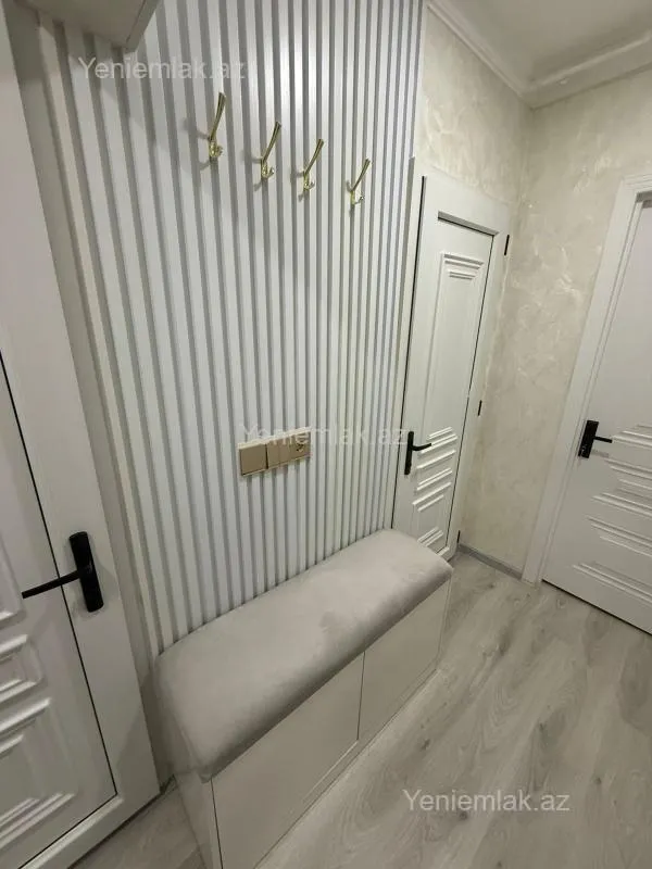 Satılır 2 otaqlı köhnə tikili 60 m²