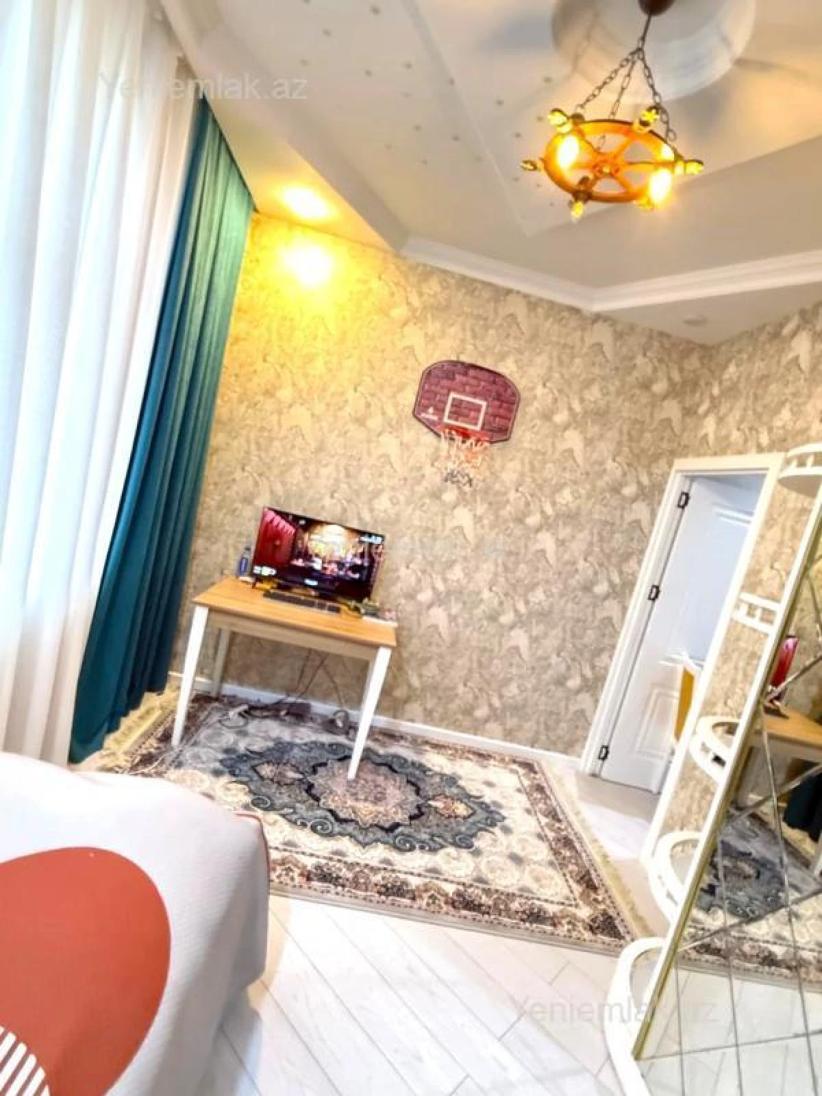 Satılır 4 otaqlı yeni tikili 130 m²