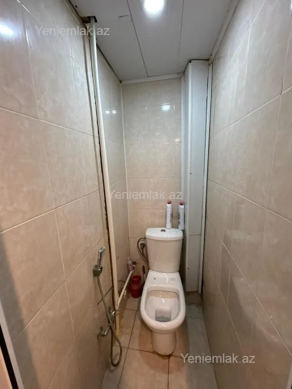Satılır 2 otaqlı köhnə tikili 50 m²