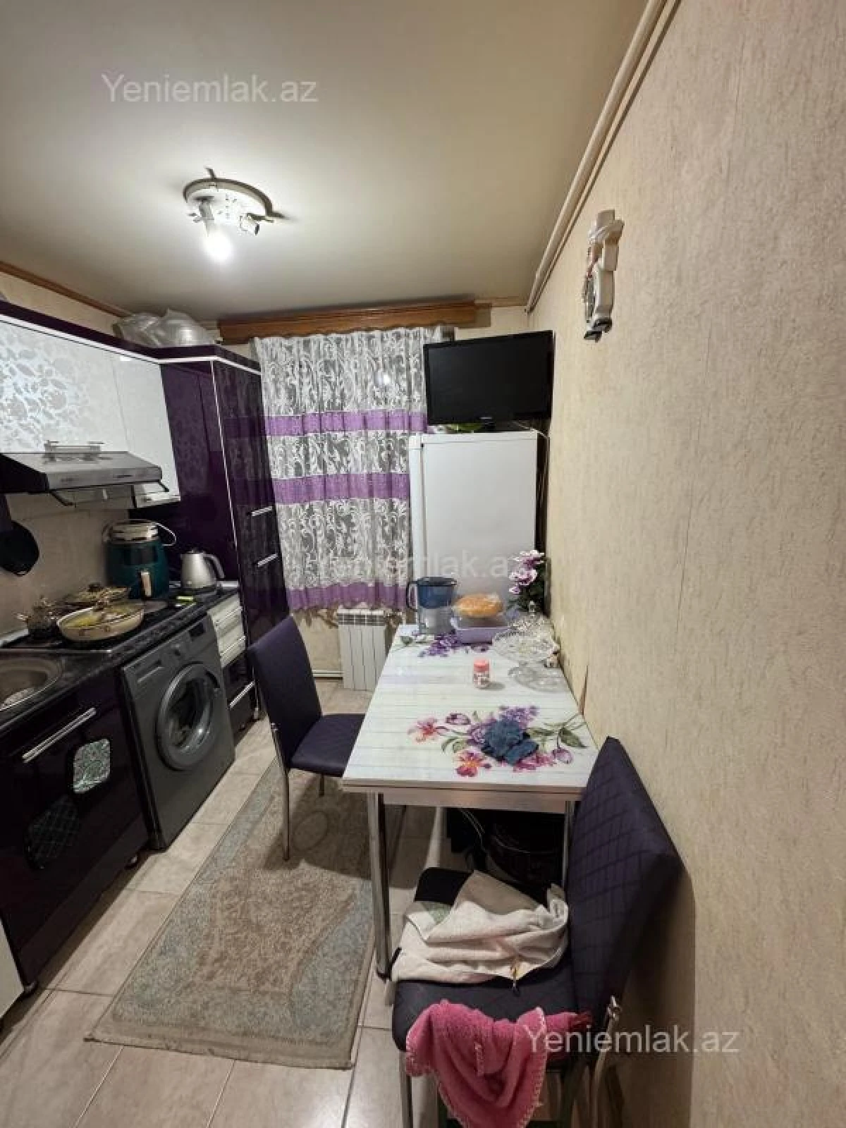 Satılır 2 otaqlı köhnə tikili 50 m²