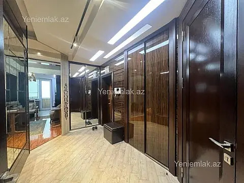 Satılır 3 otaqlı yeni tikili 103 m²