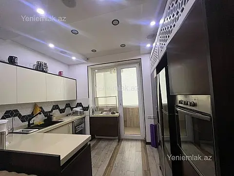 Satılır 3 otaqlı yeni tikili 103 m²