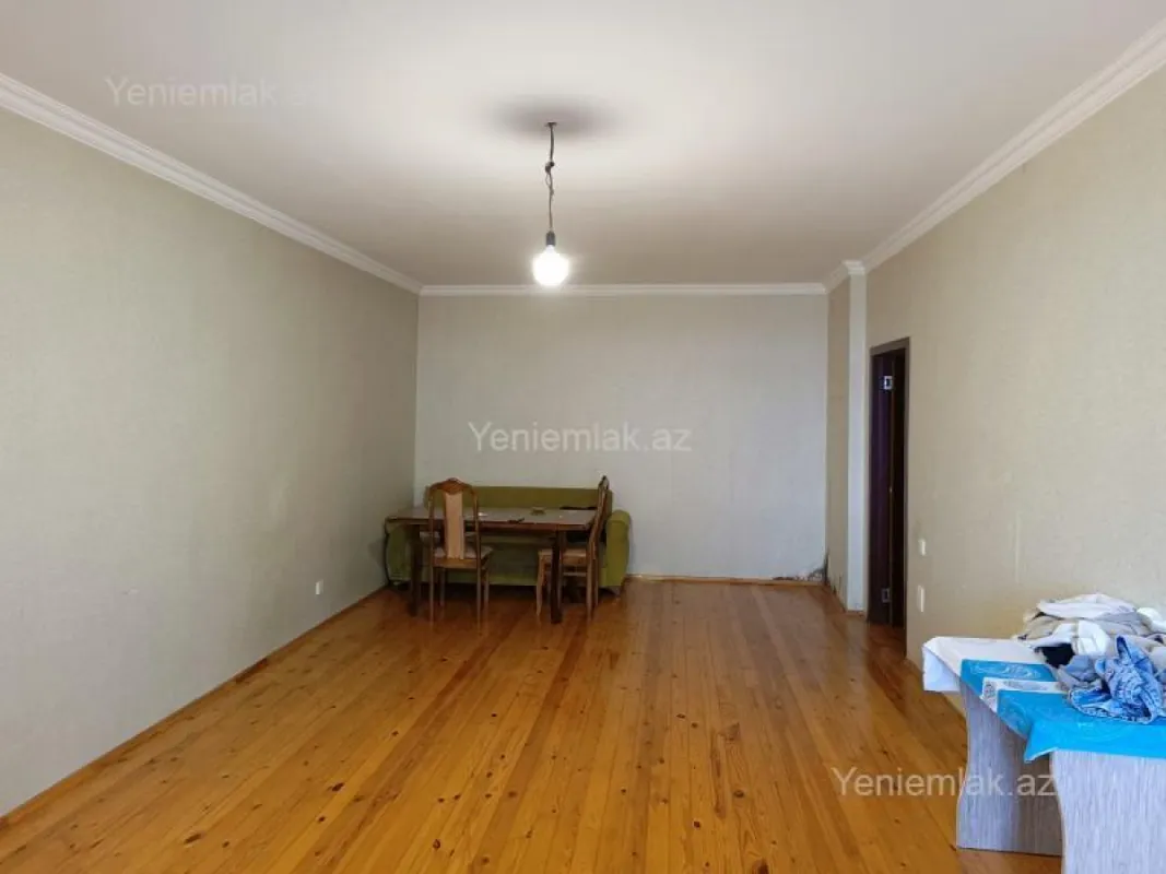 Satılır 2 otaqlı yeni tikili 85 m²