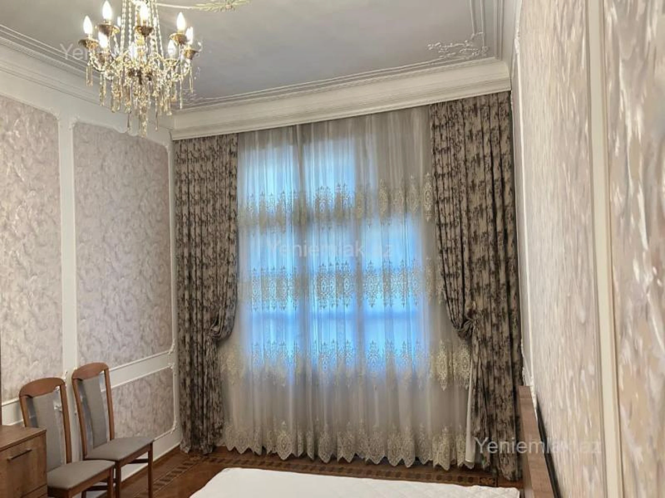 Satılır 3 otaqlı köhnə tikili 90 m²