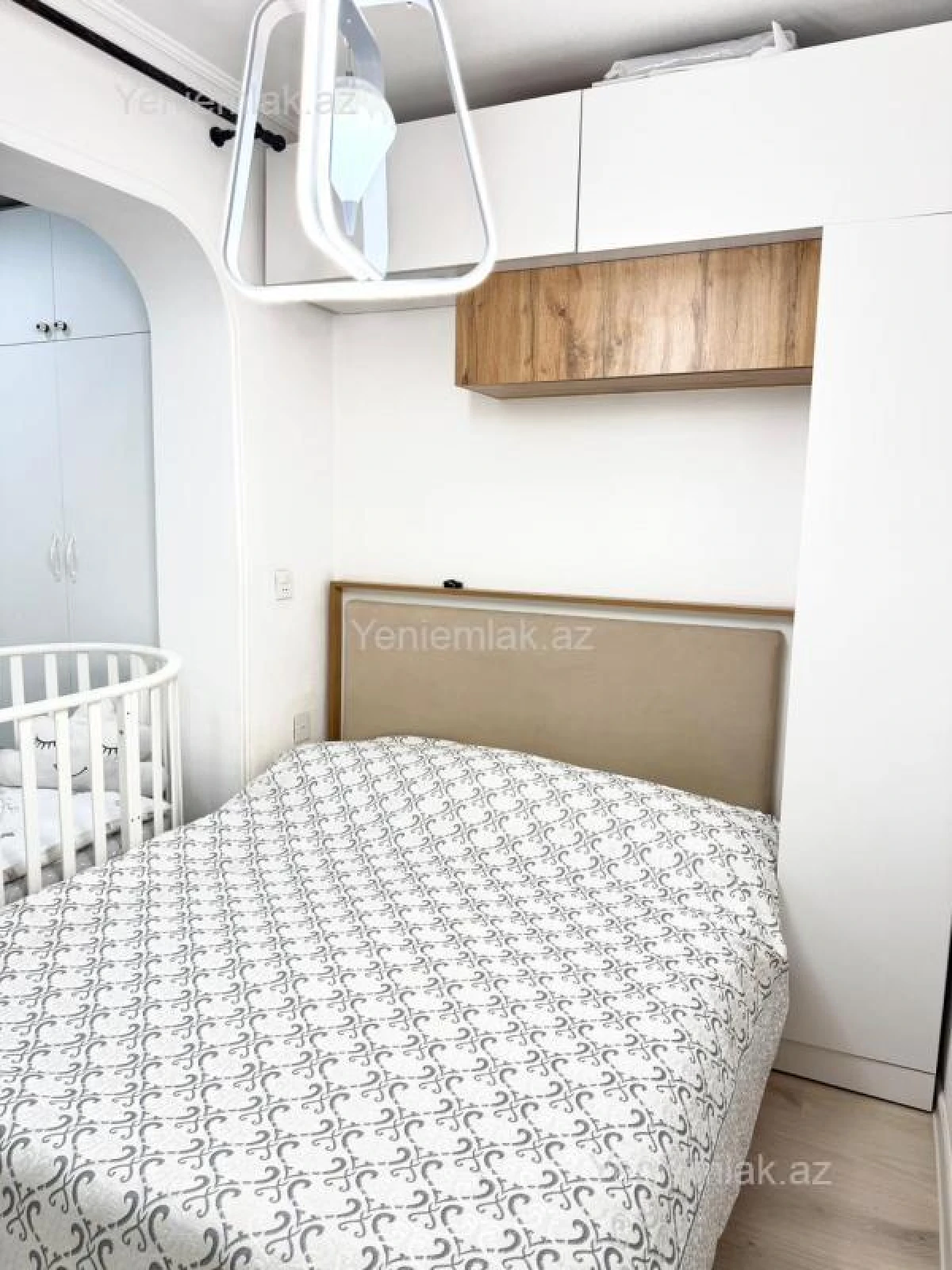 Satılır 2 otaqlı köhnə tikili 43 m²