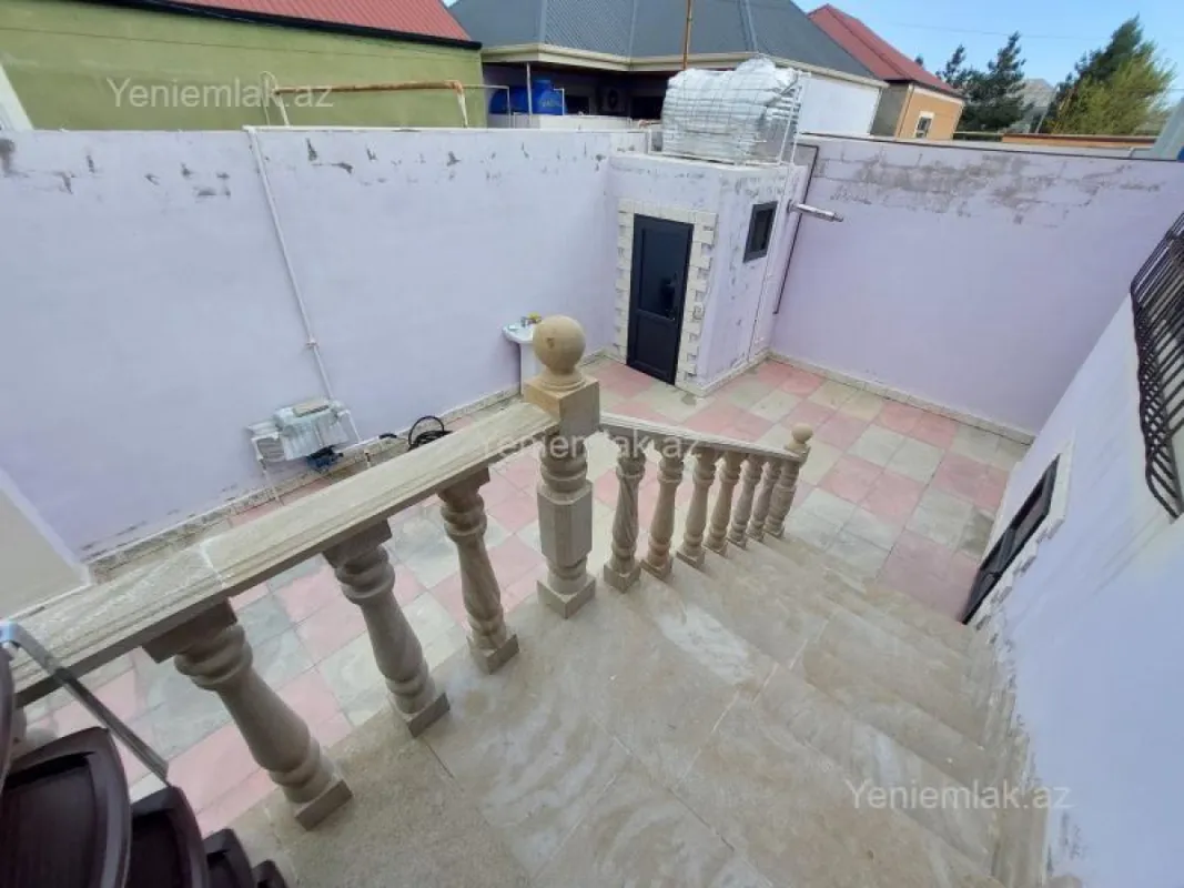 Satılır 3 otaqlı həyət evi 100 m²