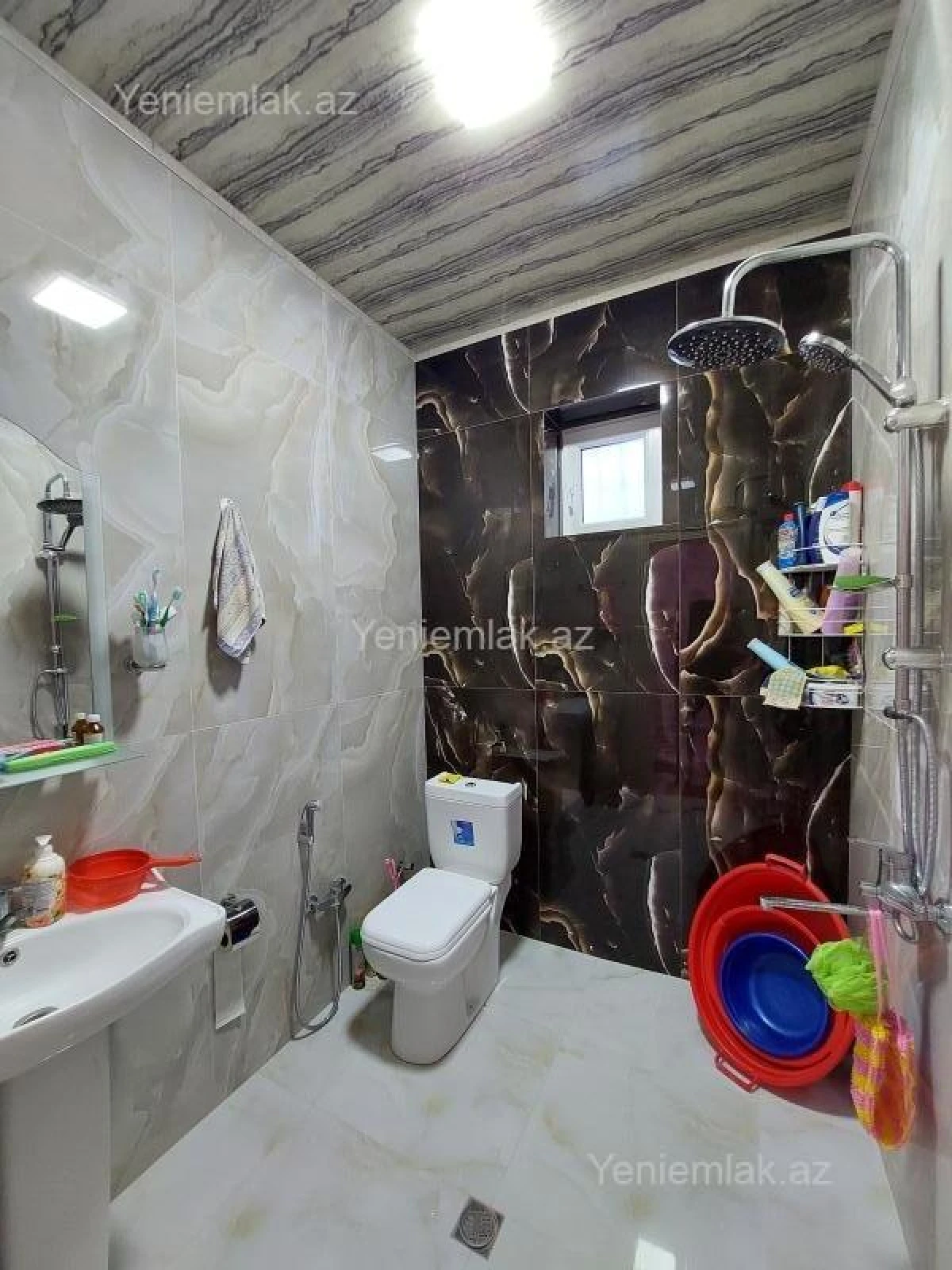 Satılır 3 otaqlı həyət evi 100 m²