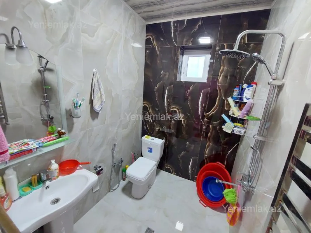 Satılır 3 otaqlı həyət evi 100 m²