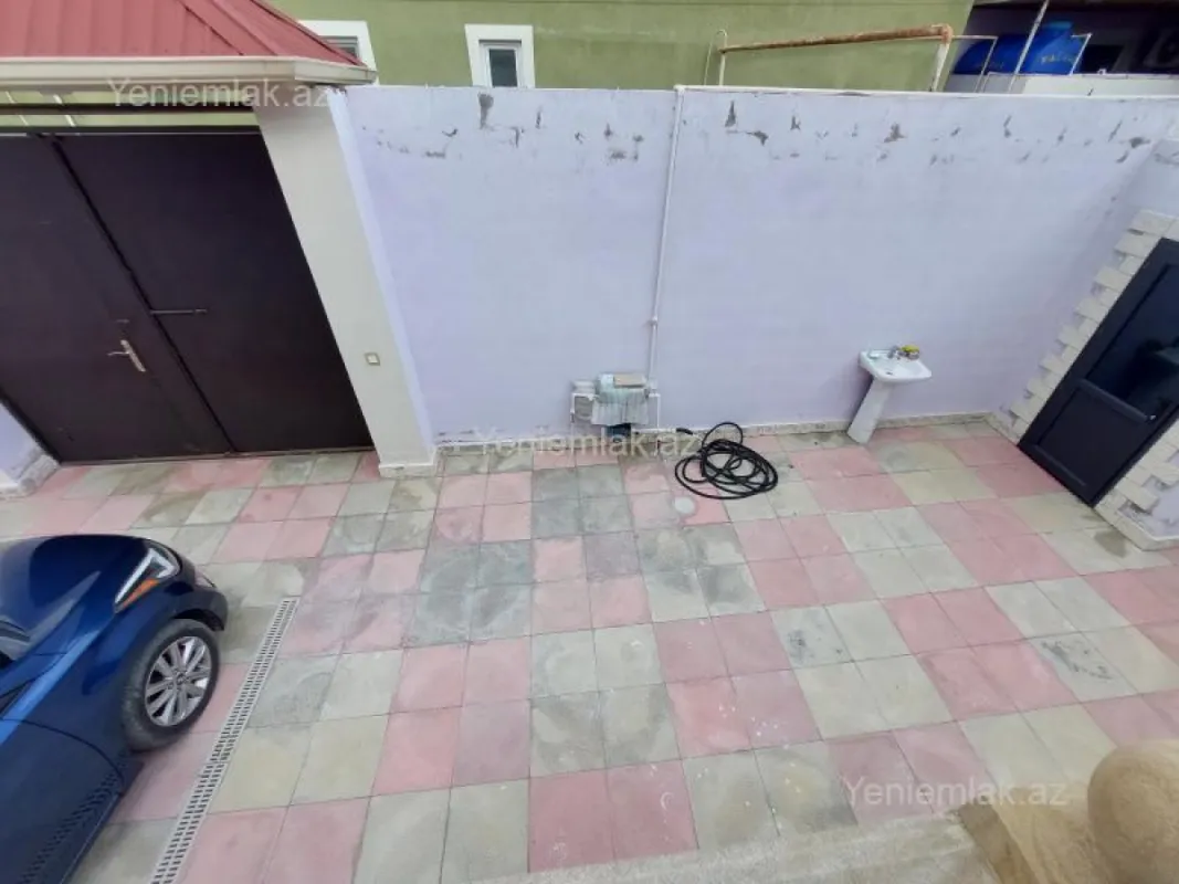 Satılır 3 otaqlı həyət evi 100 m²