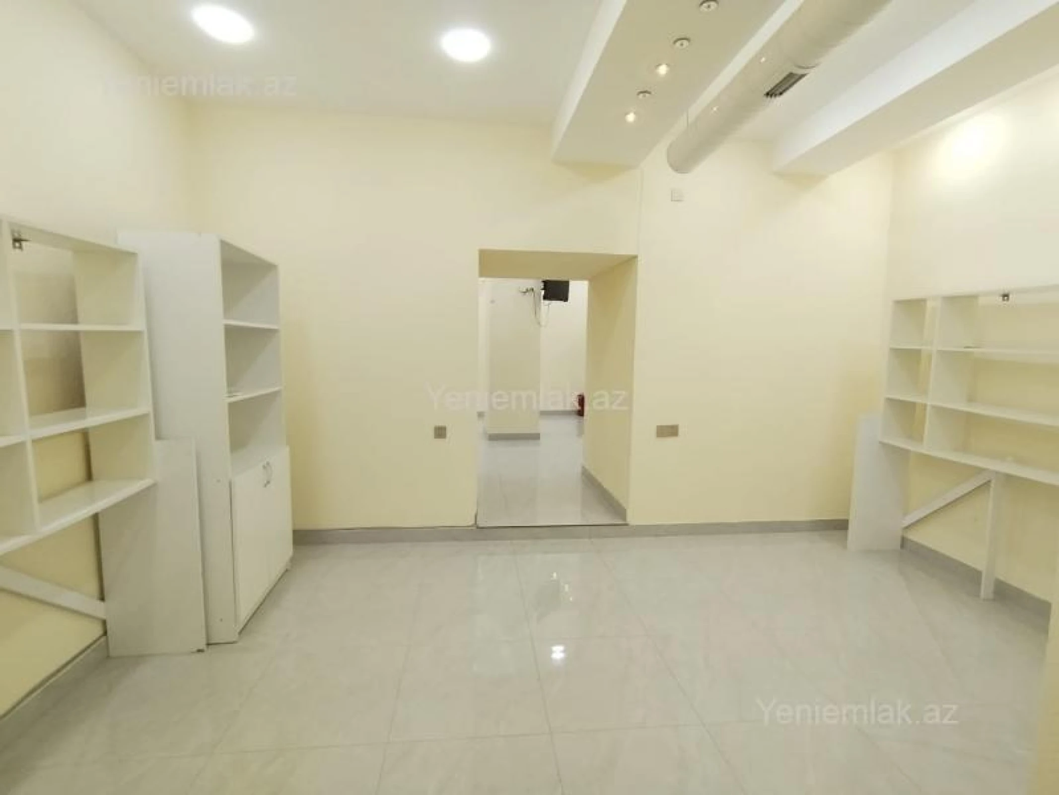 Satılır 3 otaqlı obyekt 104 m²