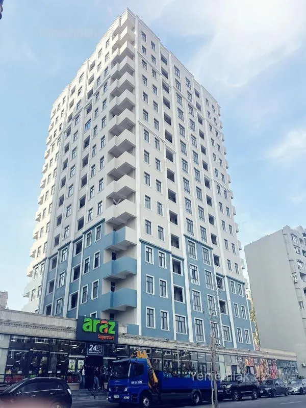 Satılır 3 otaqlı yeni tikili 145 m²