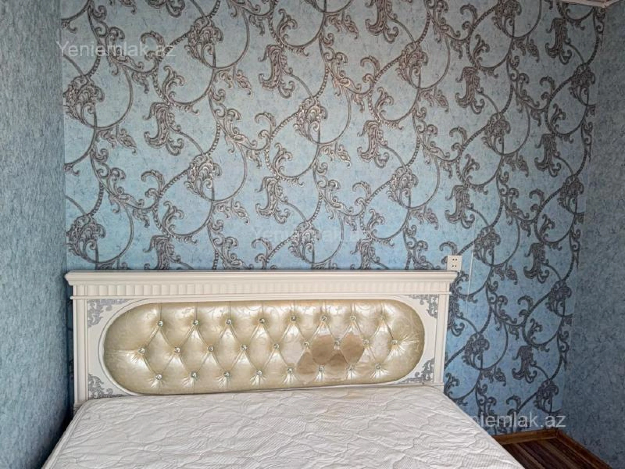 Satılır 1 otaqlı köhnə tikili 40 m²