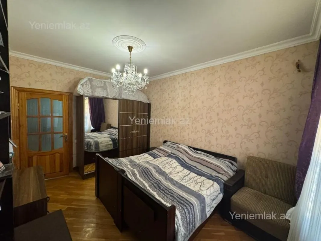 Satılır 3 otaqlı köhnə tikili 80 m²