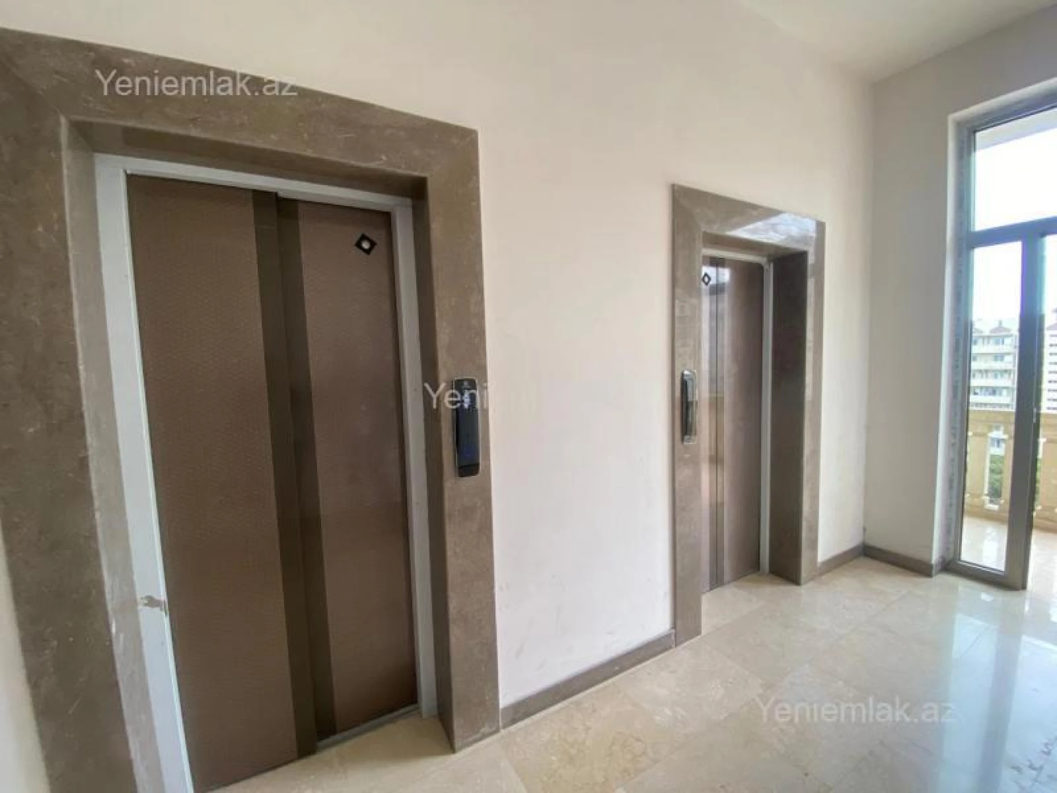 Satılır 3 otaqlı yeni tikili 146.5 m²