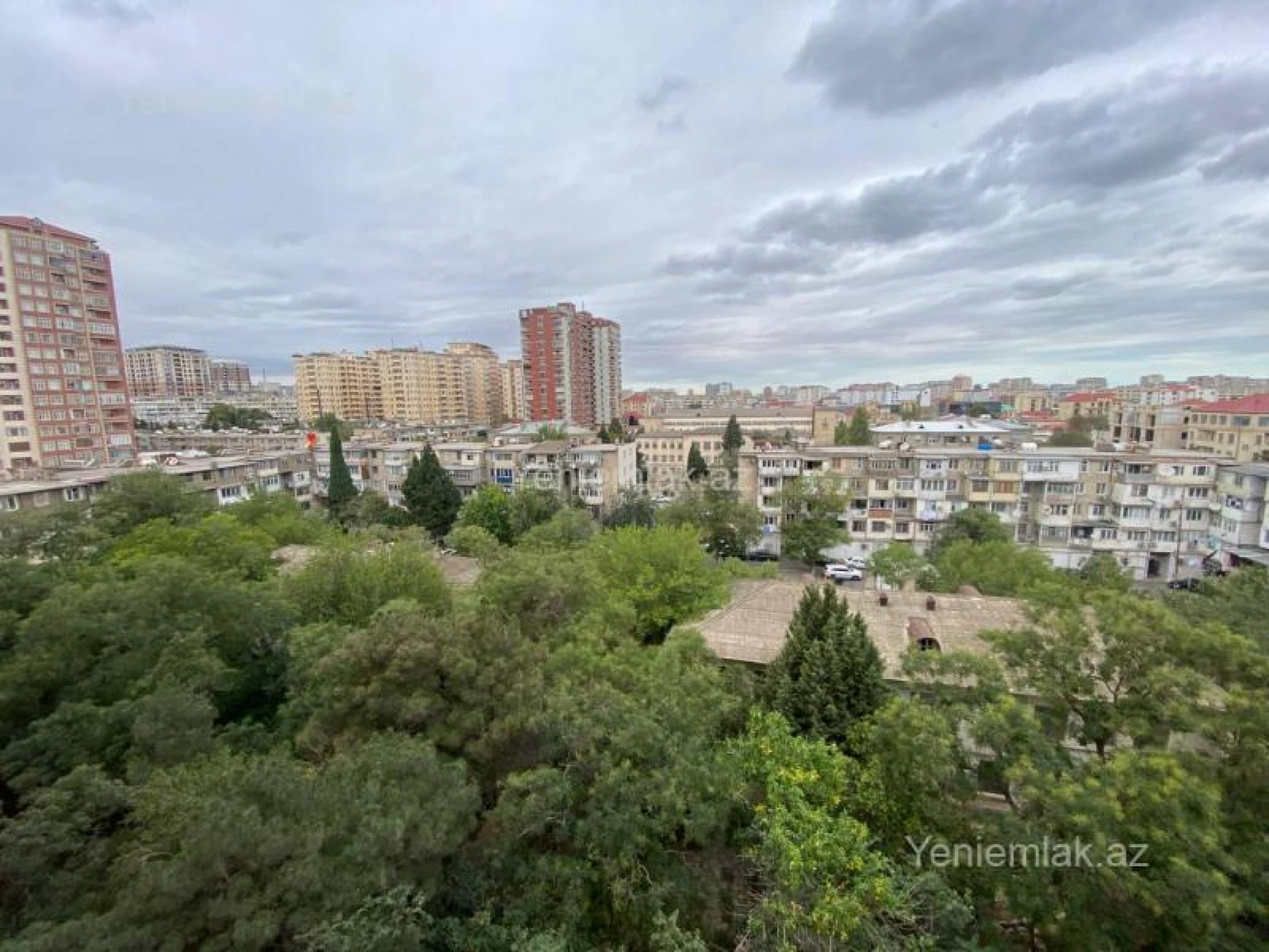 Satılır 3 otaqlı yeni tikili 146.5 m²