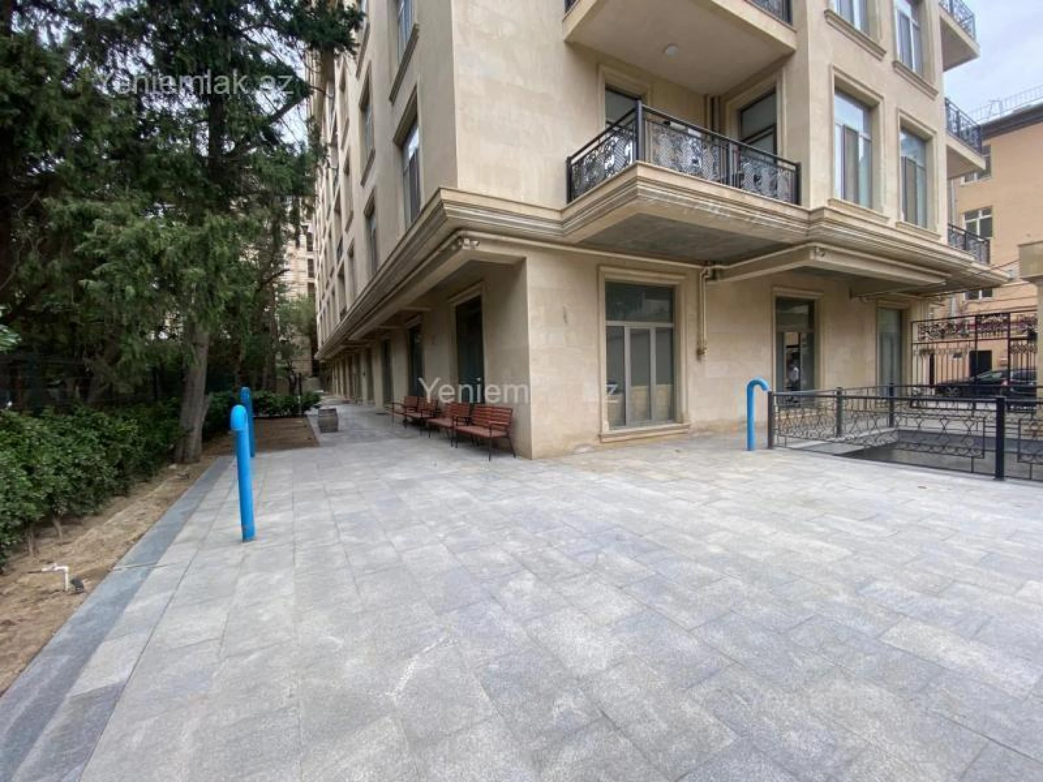Satılır 3 otaqlı yeni tikili 146.5 m²