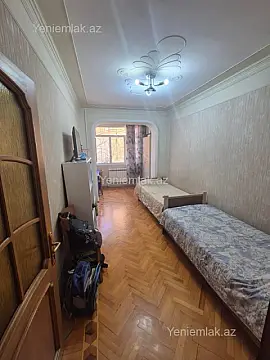 Satılır 4 otaqlı köhnə tikili 90 m²