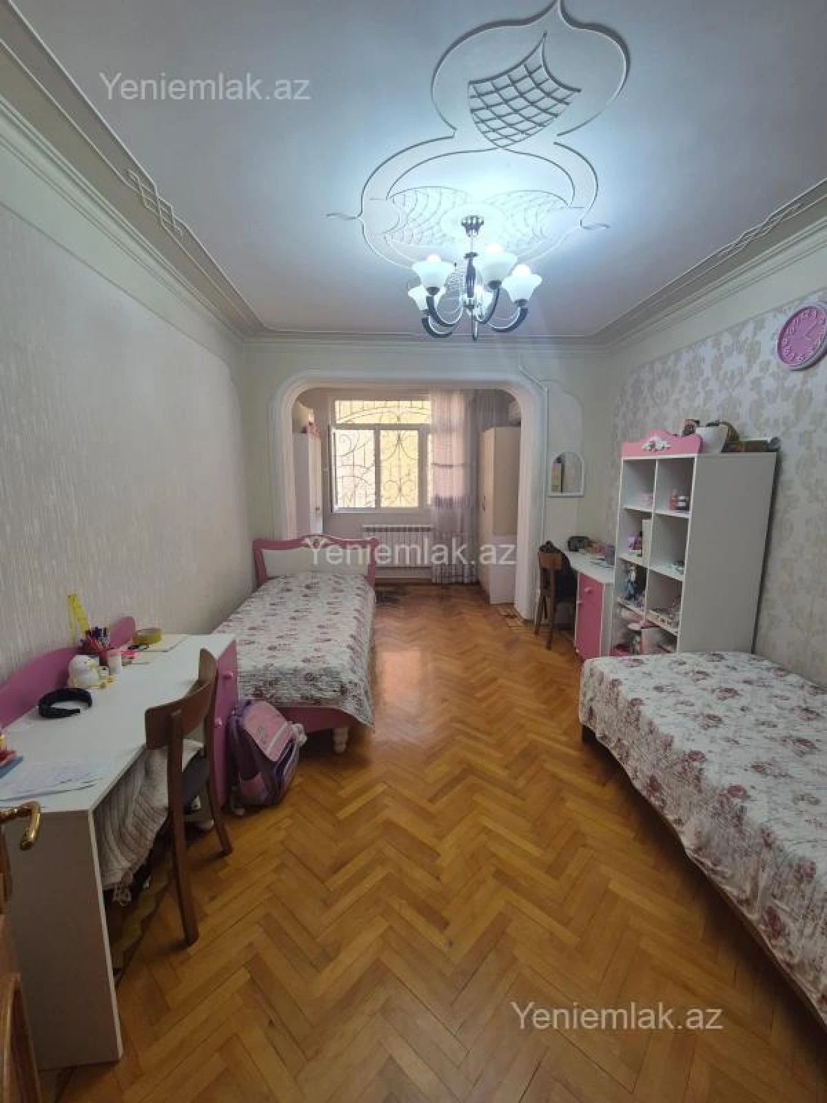 Satılır 4 otaqlı köhnə tikili 90 m²