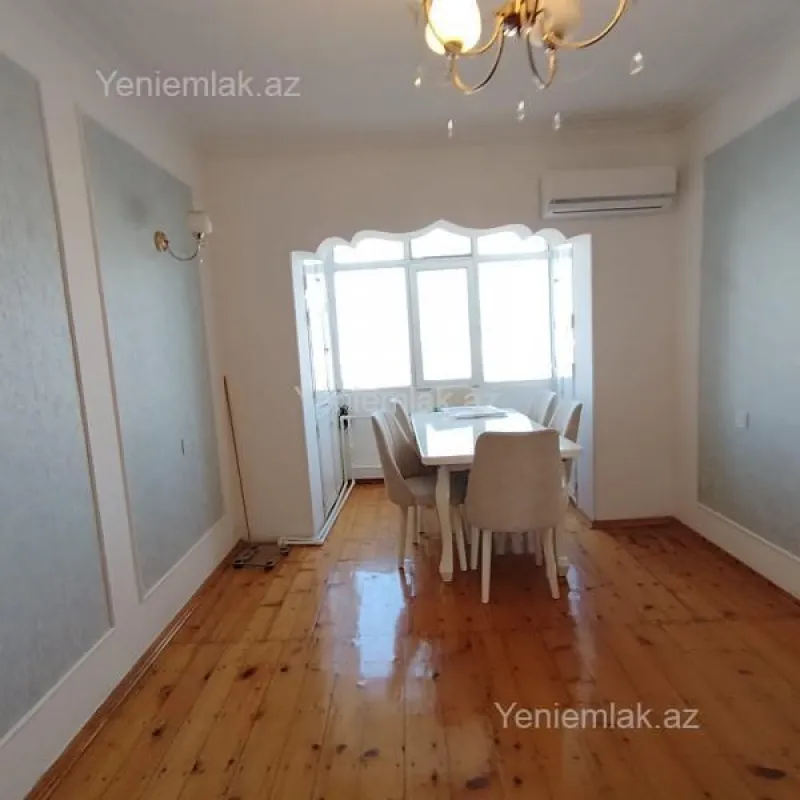 Satılır 3 otaqlı köhnə tikili 85 m²