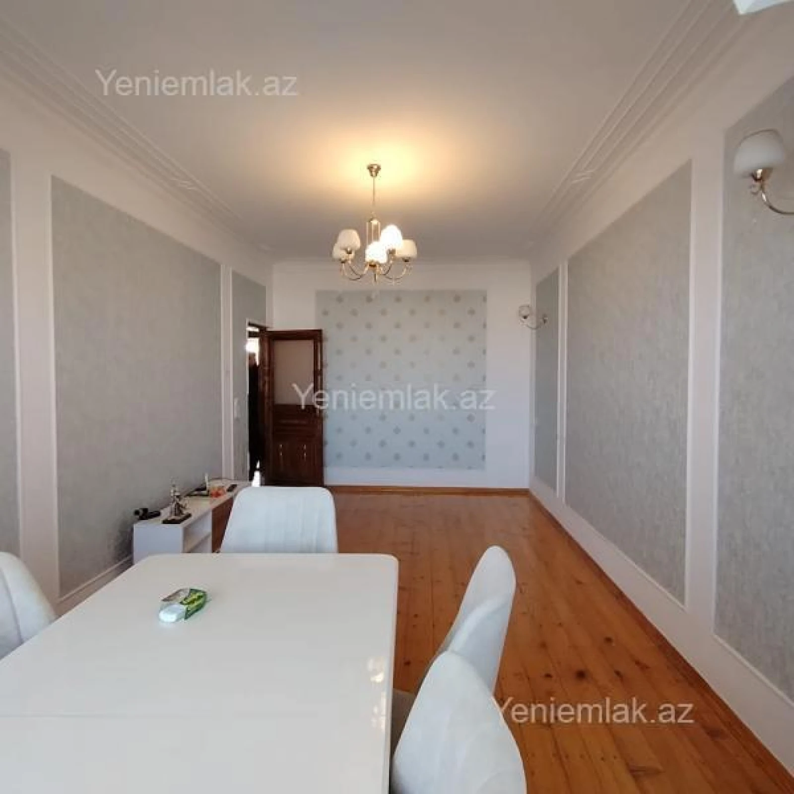 Satılır 3 otaqlı köhnə tikili 85 m²