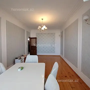 Satılır 3 otaqlı köhnə tikili 85 m²