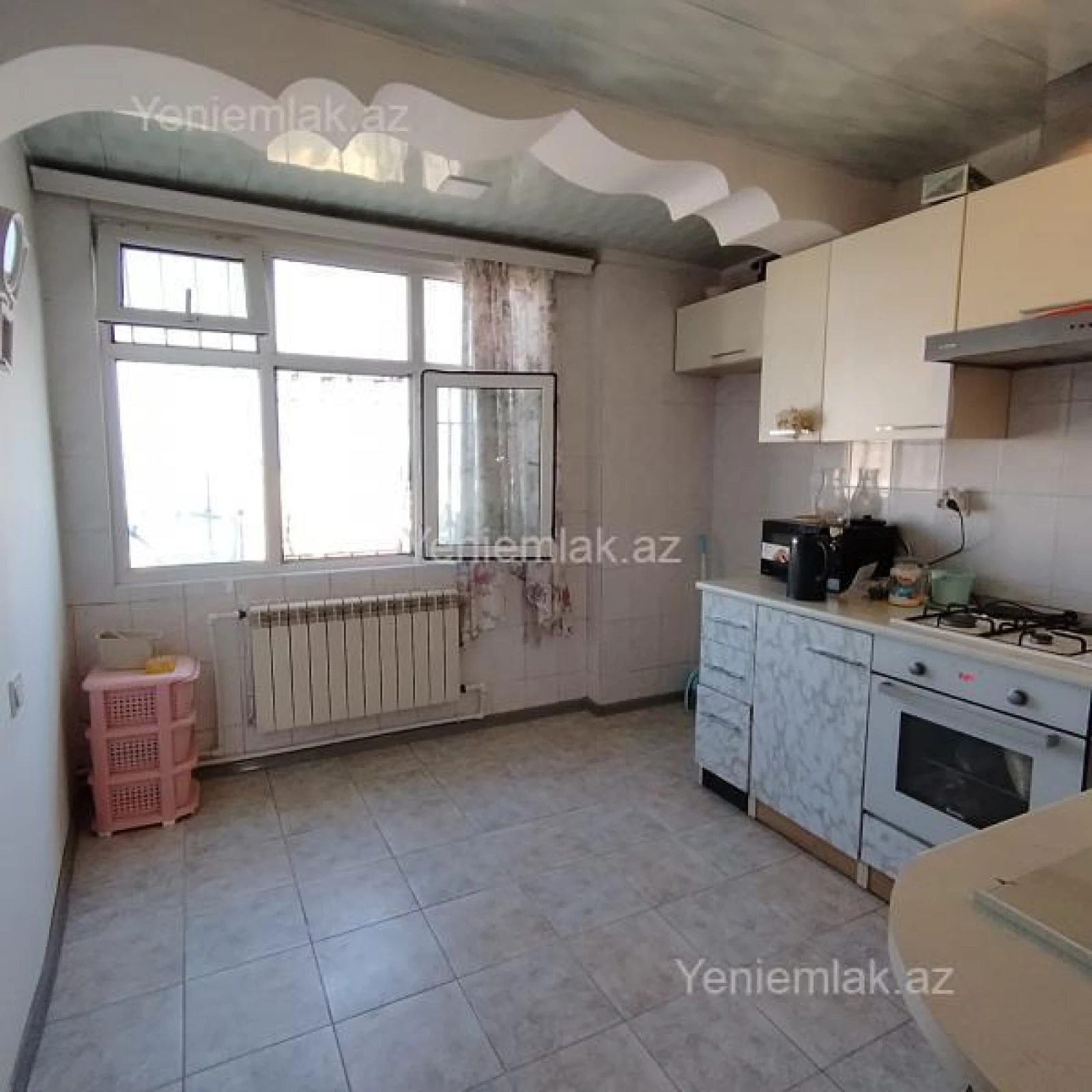 Satılır 3 otaqlı köhnə tikili 85 m²