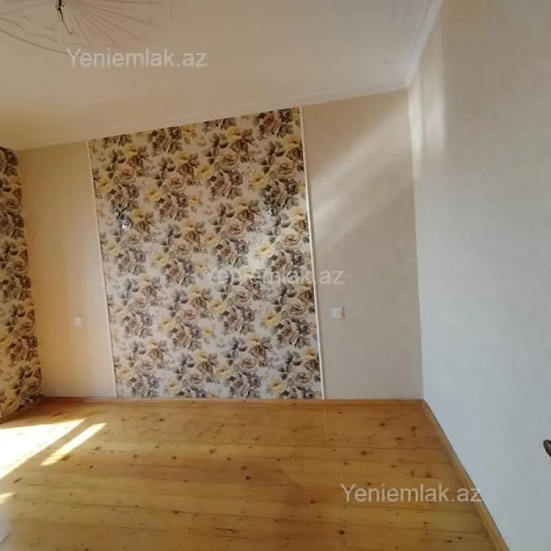 Satılır 3 otaqlı köhnə tikili 85 m²