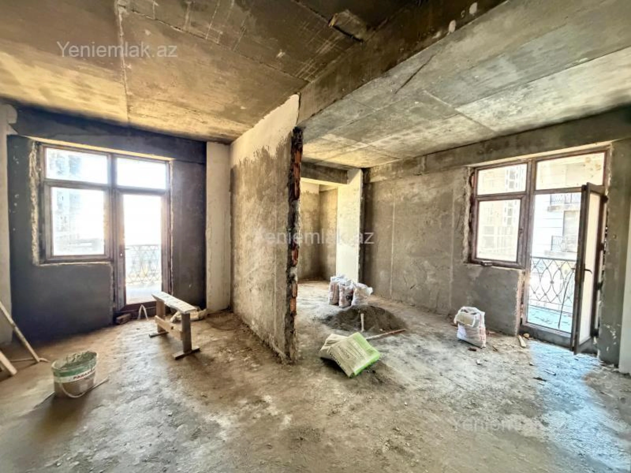 Satılır 3 otaqlı yeni tikili 118 m²
