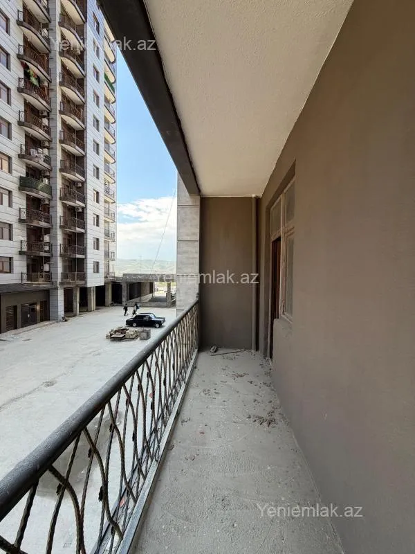 Satılır 3 otaqlı yeni tikili 118 m²