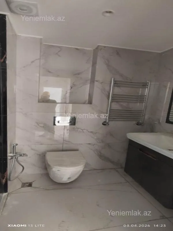 Satılır 3 otaqlı yeni tikili 75 m²