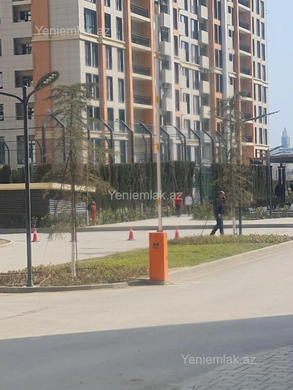Satılır 3 otaqlı yeni tikili 75 m²