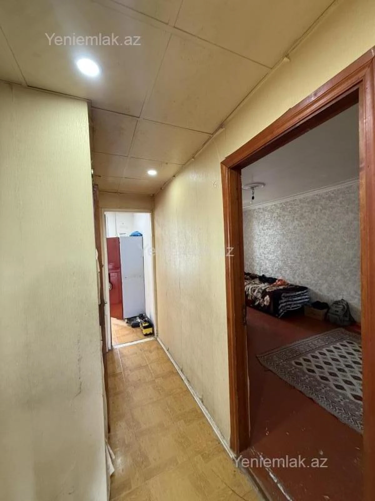Satılır 3 otaqlı köhnə tikili 80 m²