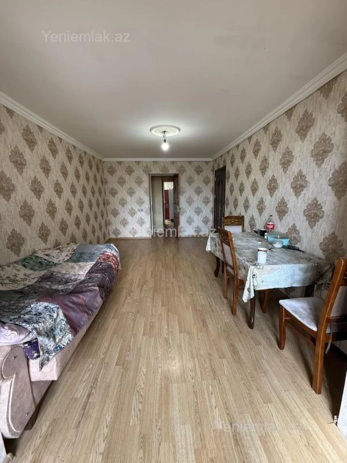 Satılır 3 otaqlı köhnə tikili 80 m²