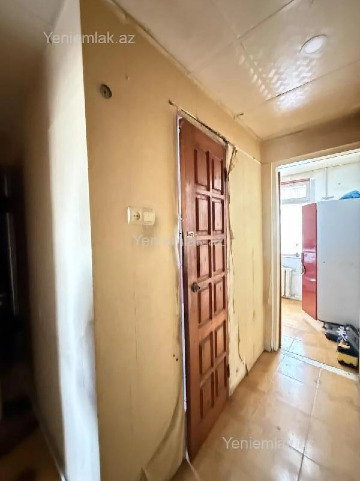 Satılır 3 otaqlı köhnə tikili 80 m²