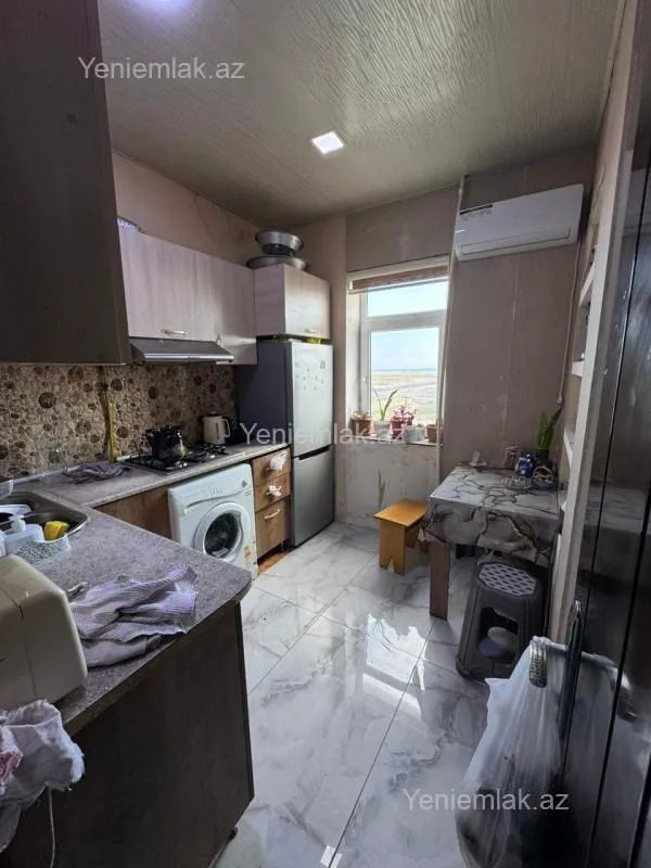 Satılır 2 otaqlı köhnə tikili 51 m²