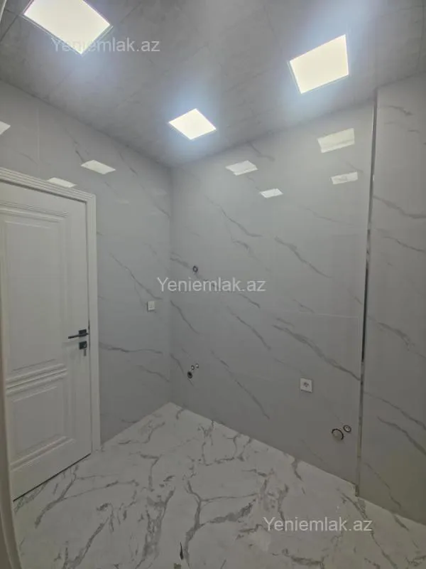 Satılır 3 otaqlı yeni tikili 81 m²