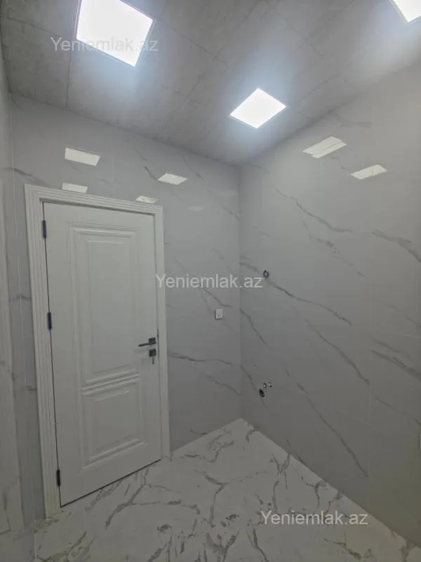 Satılır 3 otaqlı yeni tikili 81 m²